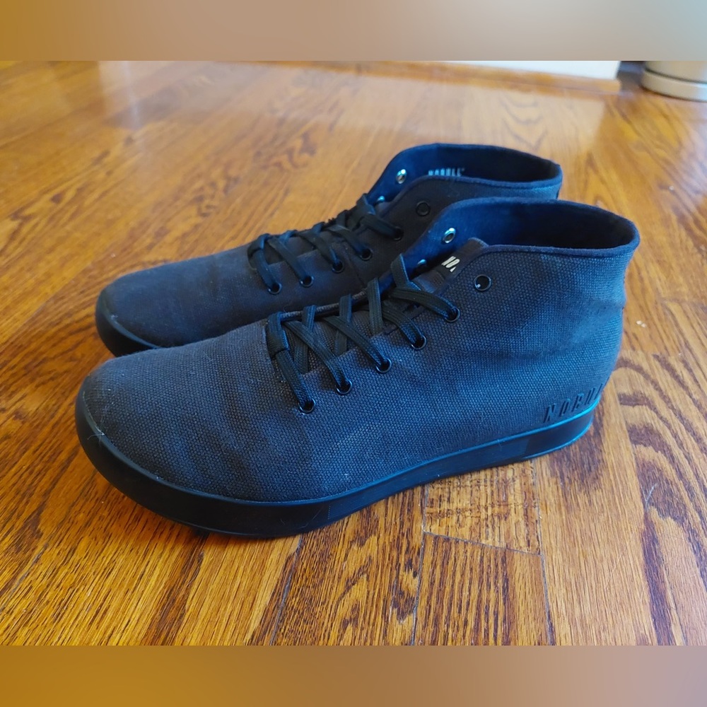 Nobull canvas mid size 10.5
